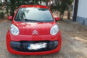 Citroen c1 rossa anno 2010