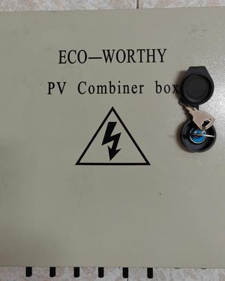 Quadro elettrico per fotovoltaico combiner box