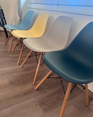 4 Sedie modello scandinavo