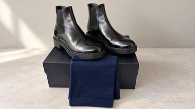 Stivaletti Prada uomo, numero 41 – pari al nuov