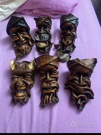 Set maschere da parete