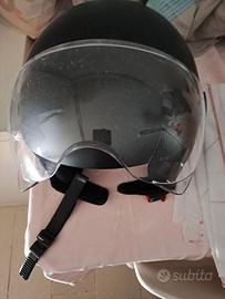 Casco guanti e bloccaruote