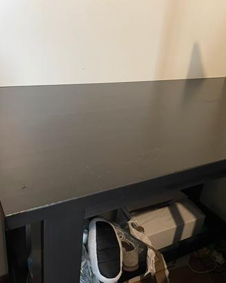 Tavolo nero Ikea