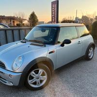 MINI One 1.6 16v 90cv benzina De Luxe OK Neopatent
