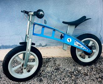 BICICLETTA SENZA PEDALI