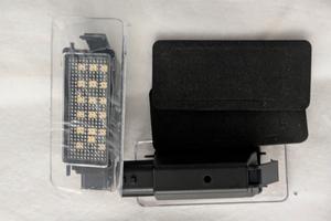 Luci targa led compatibile Captur II e Dacia Duste