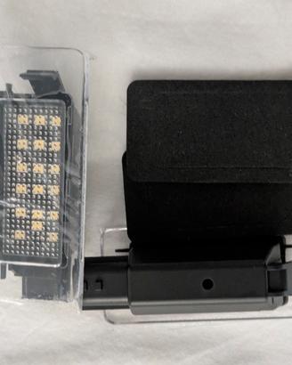 Luci targa led compatibile Captur II e Dacia Duste