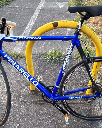 Bici da corsa Pinarello angliru