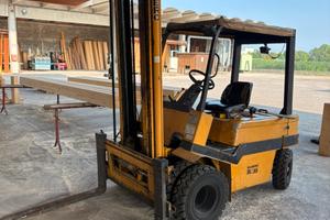 Carrello elevatore 35 quintali