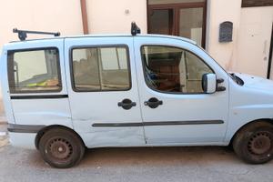 Fiat Doblo 5 Posti