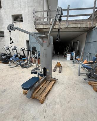 Free motion/Cybex attrezzi palestra