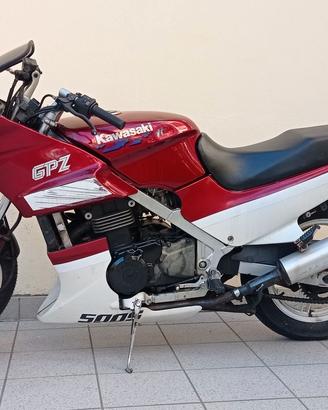 Kawasaki GPZ 500 s da sistemare o per ricambi