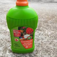 Concime per gerani e piante fiorite Bayer