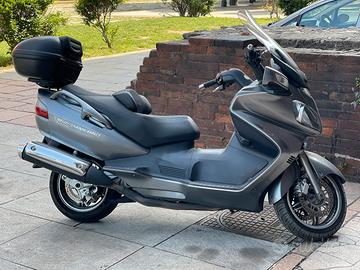 Suzuki Burgman 650 executive