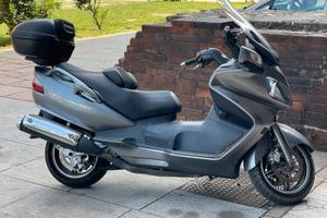 Suzuki Burgman 650 executive