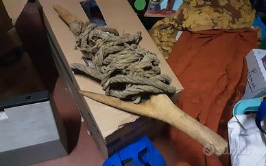 Spola da fieno con corda, cannella e zipolo