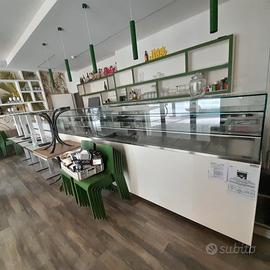 Arredi completi bar/pasticceria