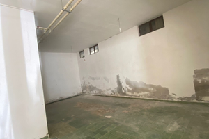 Locale 200 mq seminterrato