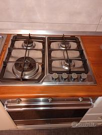 piano cottura De Longhi quattro fuochi griglie in 