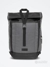 Zaino Tecum Roll Nero e Grigio Eastpak 