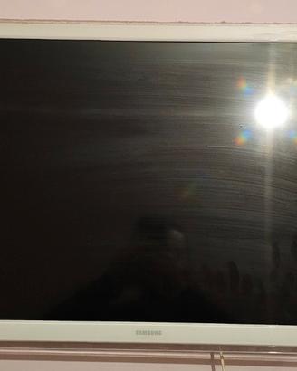 MONOTOR TV SAMSUNG DA 32 BIANCA INCLUSA STAFFA