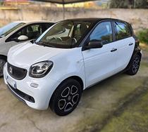 Smart ForFour 70 1.0 Youngster