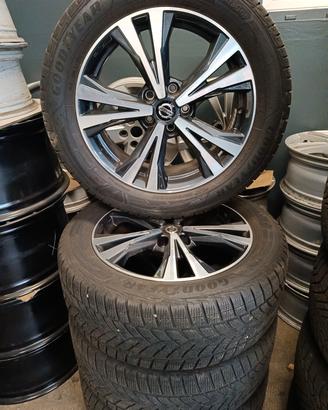 gomme complete Nissan 