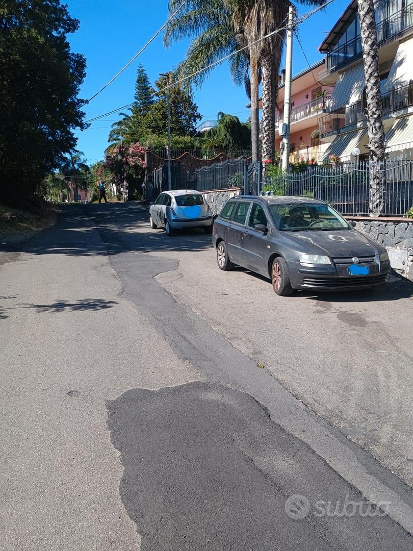 Santa Venerina terreno con casa singola - Altro