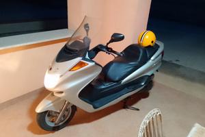 Yamaha Majesty 250