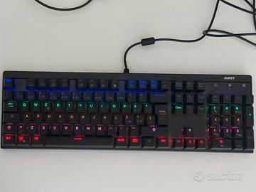 Aukey Tastiera Meccanica RGB 105 Tasti Mod. KM-G6