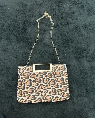 borsa leopardata nuova, 30x22cm, dettagli dorati.