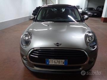 Mini Mini 1.5 Cooper D Business 5 porte