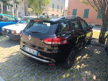 RENAULT Clio - 2015