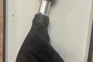 Cuffia cambio e pomello Audi A3 / S3 8p (e altro)