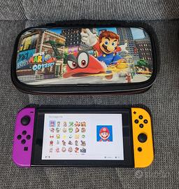 Nintendo Switch + Custodia 