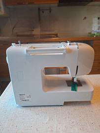 MACCHINA DA CUCIRE NECCHI N81