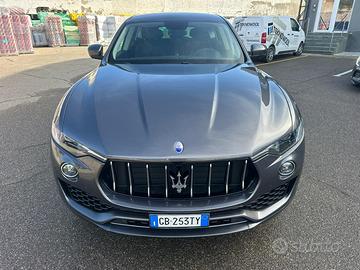 Maserati Levante V6