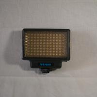 Luce Led Bescor 70 on camera light