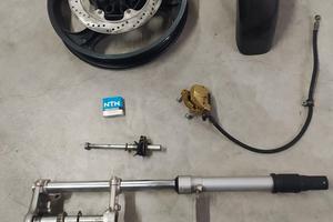 anteriore moto aprilia 125 rs