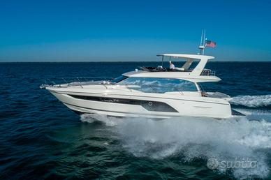 Prestige yacht 590