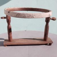 Telaio da ricamo antico 