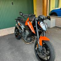 Ktm duke 790