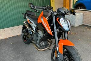 Ktm duke 790