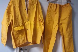 Completi impermeabili in PVC–Taglia XXL–Nuovi!