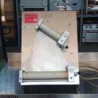 Stendi pasta per pizza o piadina