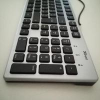 tastiera pc usb trust