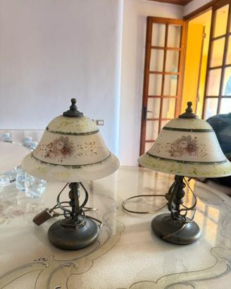 Coppia di lampade da tavolo stile shabby