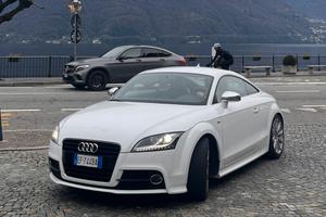 AUDI TT Advanced Plus 211cv S-line