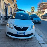Lancia Ypsilon 1.2 69 CV 5 porte S&S Elefantino Bl