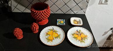 oggetti assortiti di caltagirone